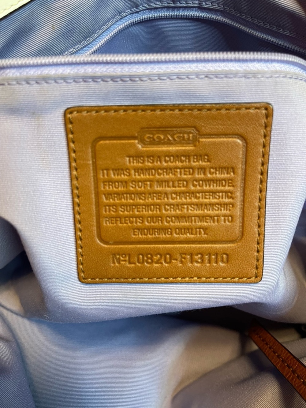 Coach SoHo White Leather Shoulder Bag with Tan Buckle Trim and Matching Wallet - Picture 2 of 16